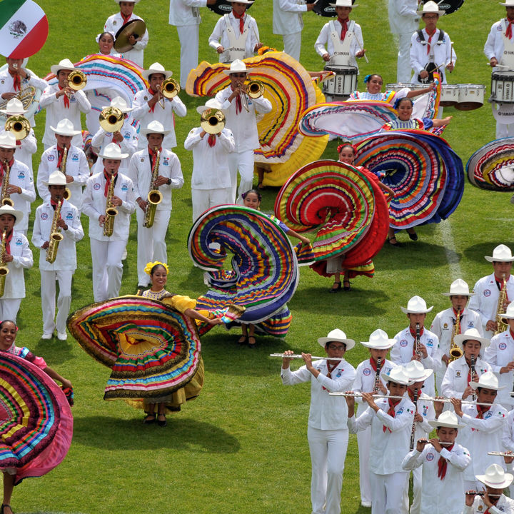 Wereld Muziek Concours met Mexicaanse Band en Dansers